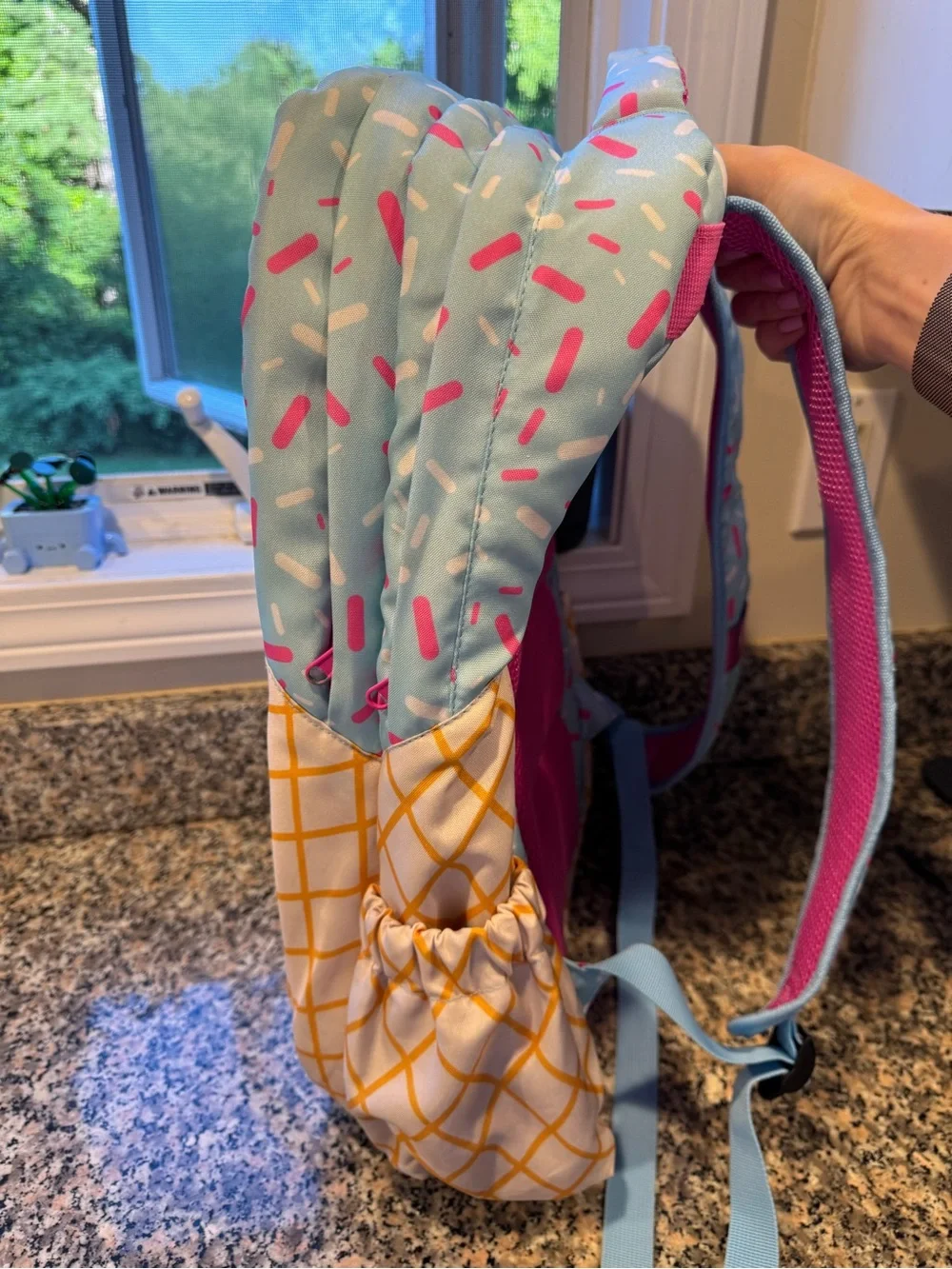 Baseball lifestyle 101 blue ice cream drip backpack. Good used condition
